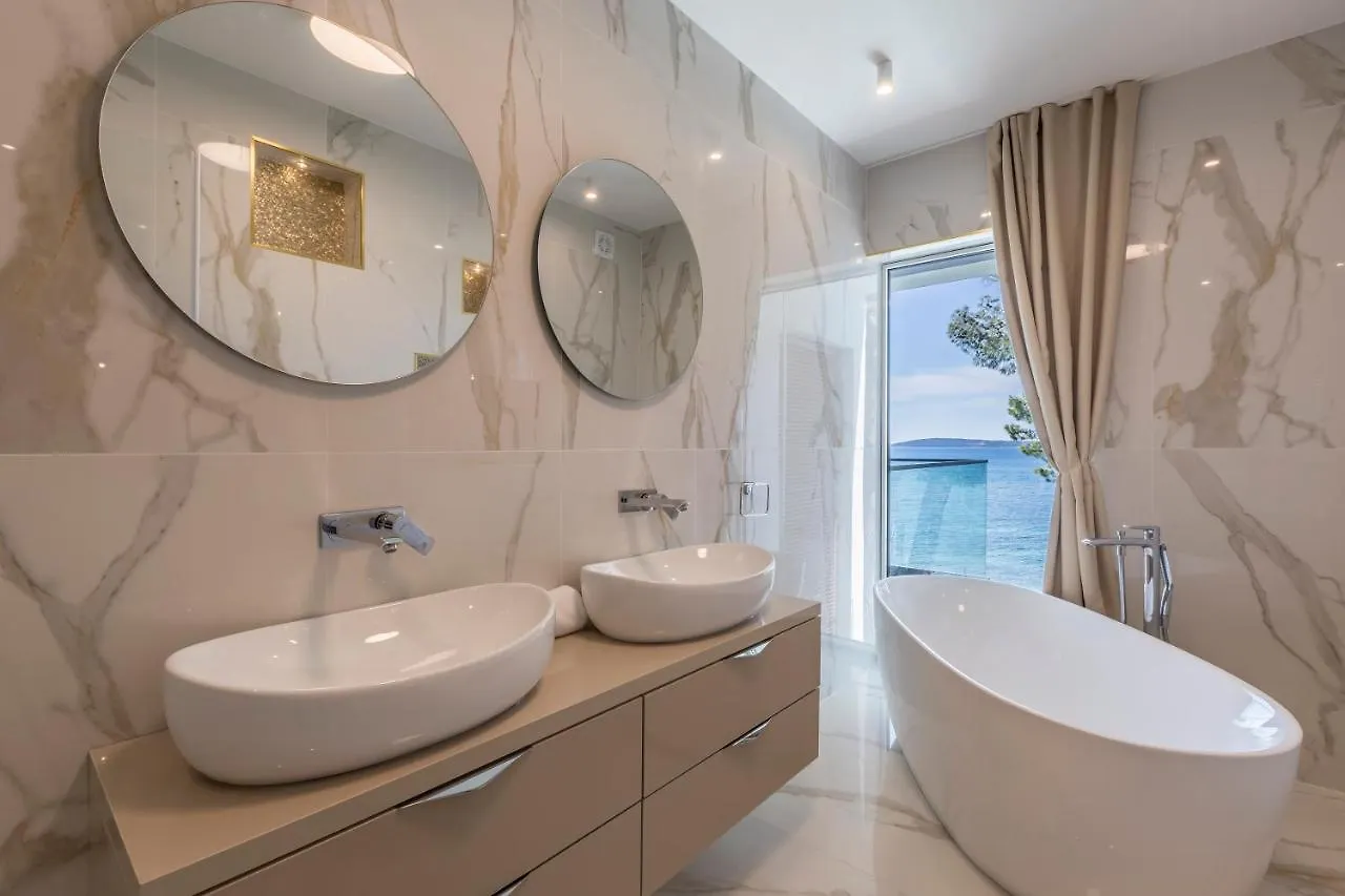 Villa Sea Star Luksuzna Vila Uz More S Infinity Bazenom Kastel Kambelovac Хорватия